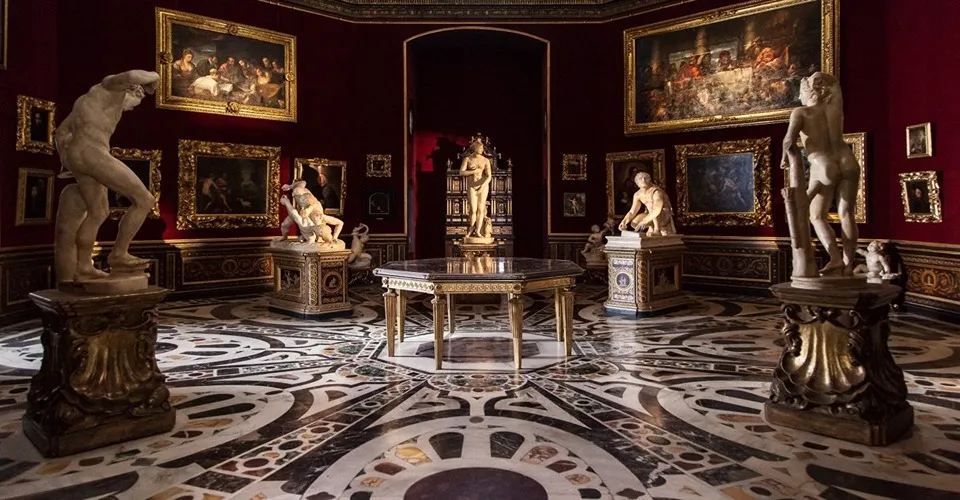 the famous Accademia Gallery_florence